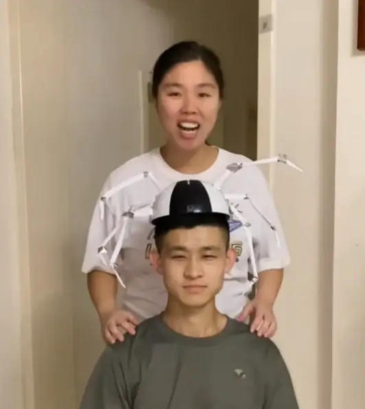 螃蟹就吃二两母